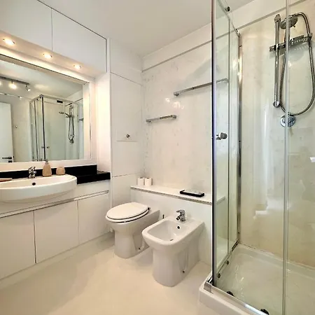 Апартаменти Prestige Panoramico Veronese Ольбія